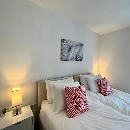 Apartment Luxury 02 Academy Centre 2 Bed Mailbox Bullring Leisure & Families Birmingham