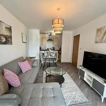 Luxury 02 Academy Centre 2 Bed Mailbox Bullring Leisure & Families Birmingham